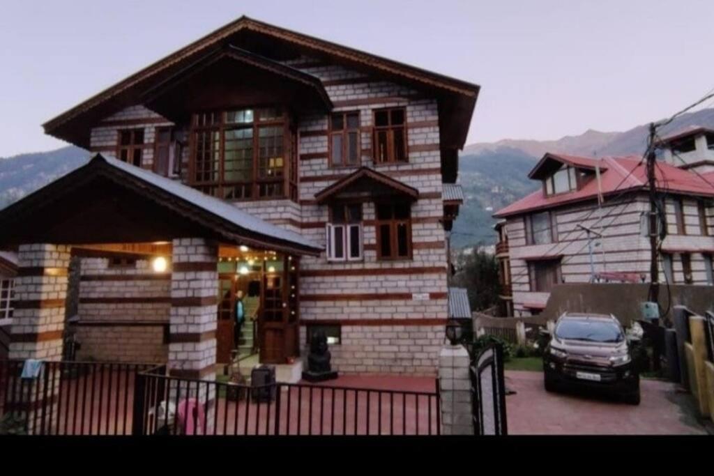Aroma Taru Villa / Cottage ,Manali - Manali (Himachal Pradesh), Manali